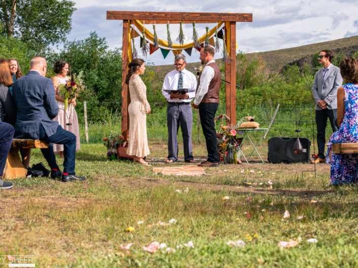 gary sheer outdoor wedding photo